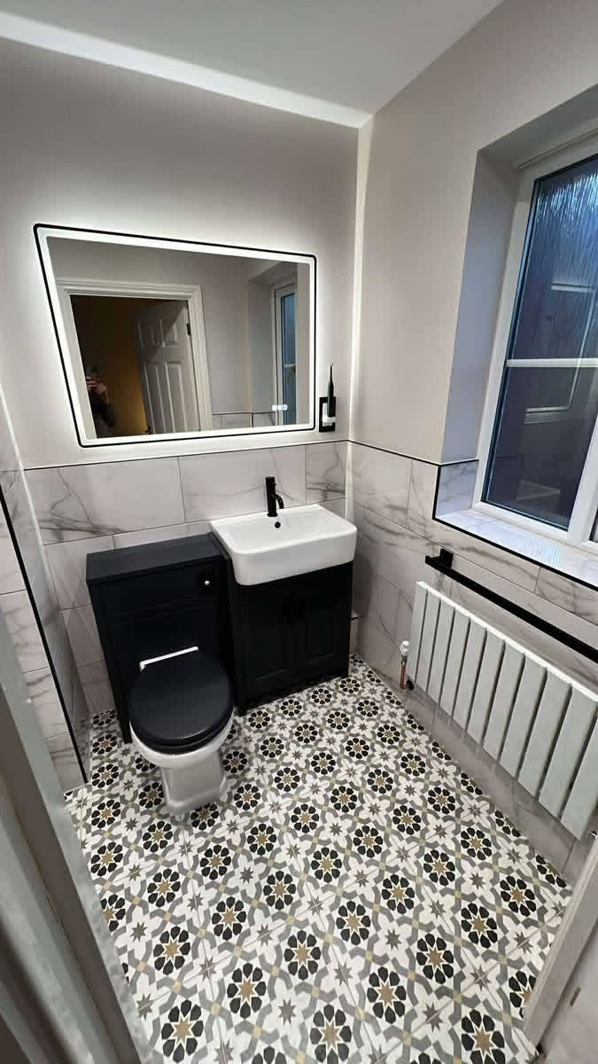 Bespoke En-suite 1
