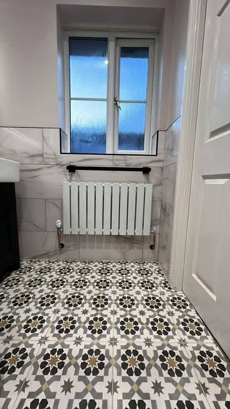 Bespoke En-suite 3